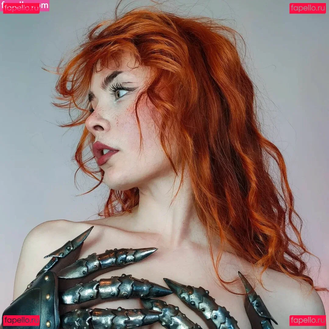 madsfive Onlyfans Photo Gallery 