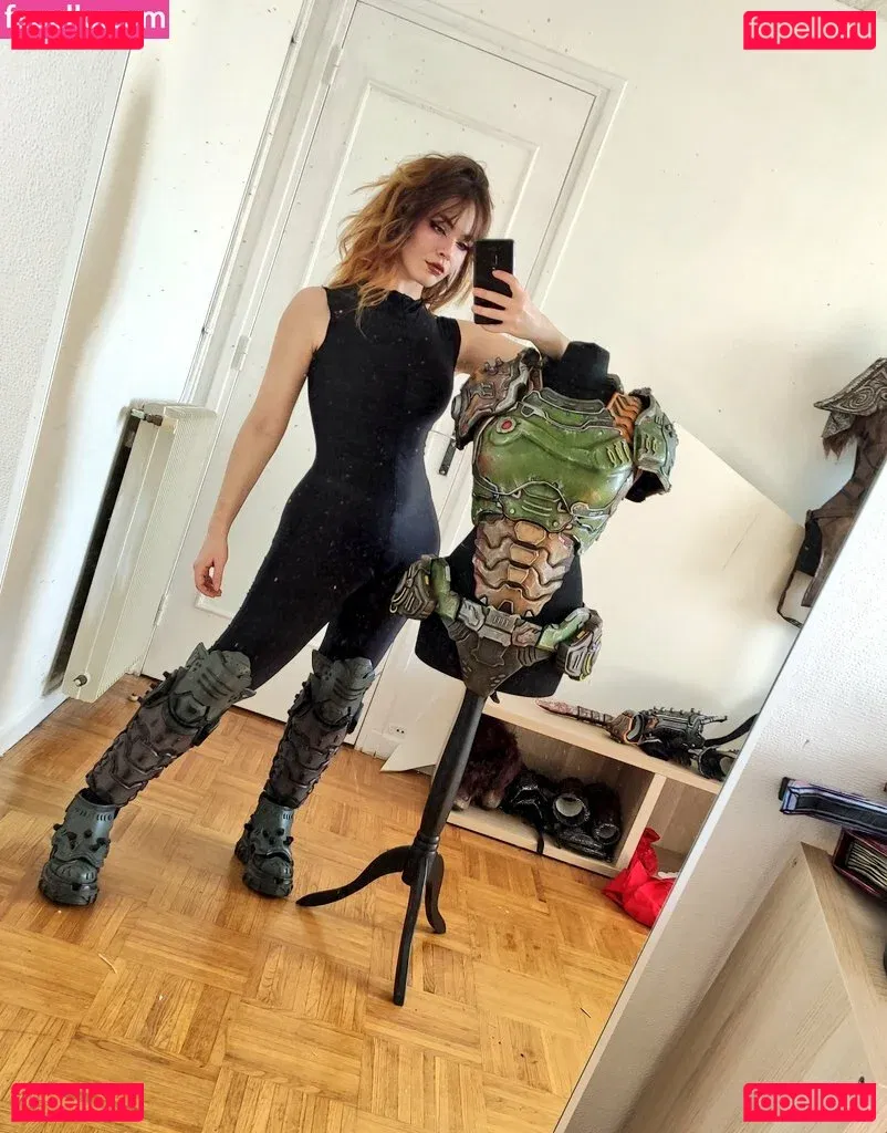 madsfive Onlyfans Photo Gallery 