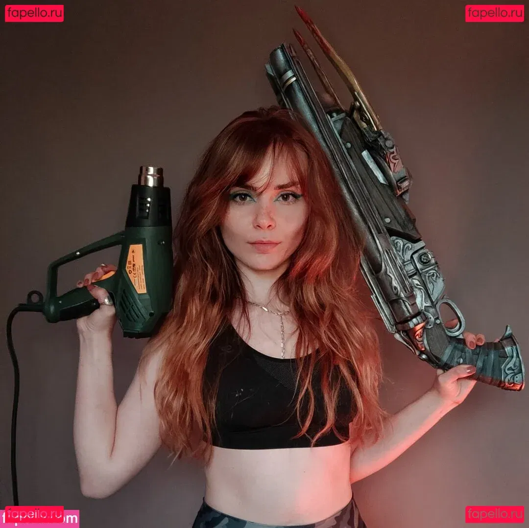 madsfive Onlyfans Photo Gallery 