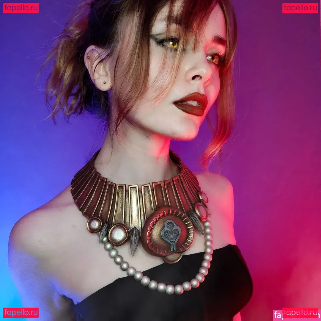 madsfive Onlyfans Photo Gallery 