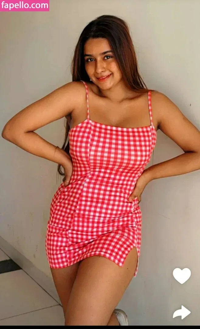 h_seha Onlyfans Photo Gallery 