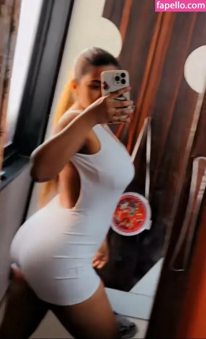 h_seha Onlyfans Photo Gallery 