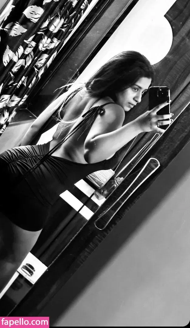 h_seha Onlyfans Photo Gallery 