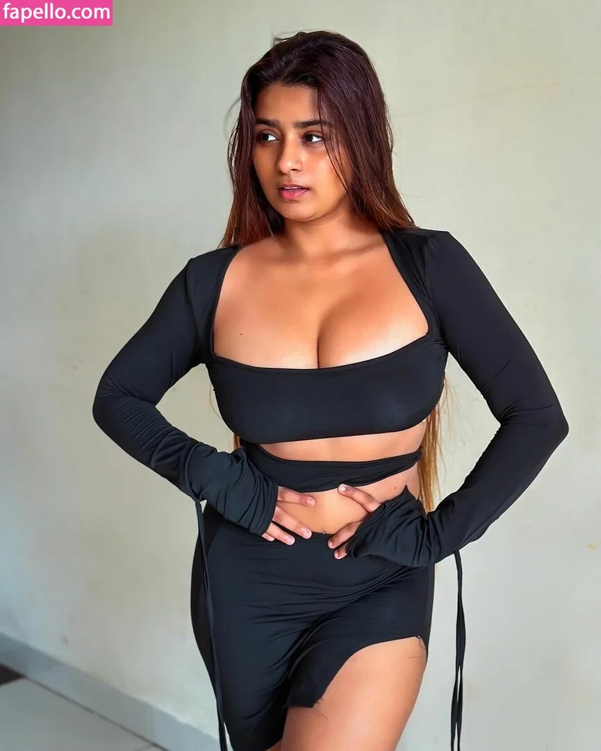 h_seha Onlyfans Photo Gallery 