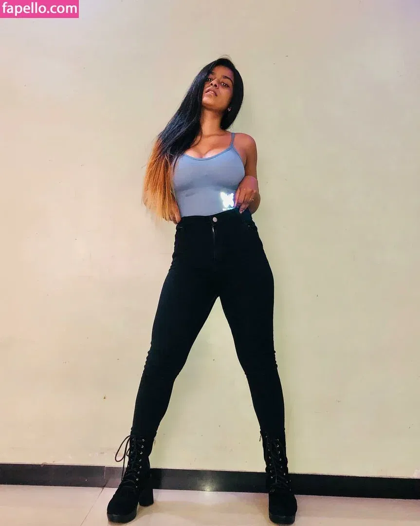 h_seha Onlyfans Photo Gallery 