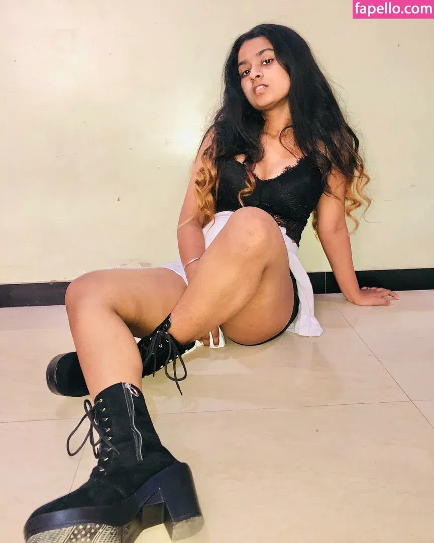 h_seha Onlyfans Photo Gallery 