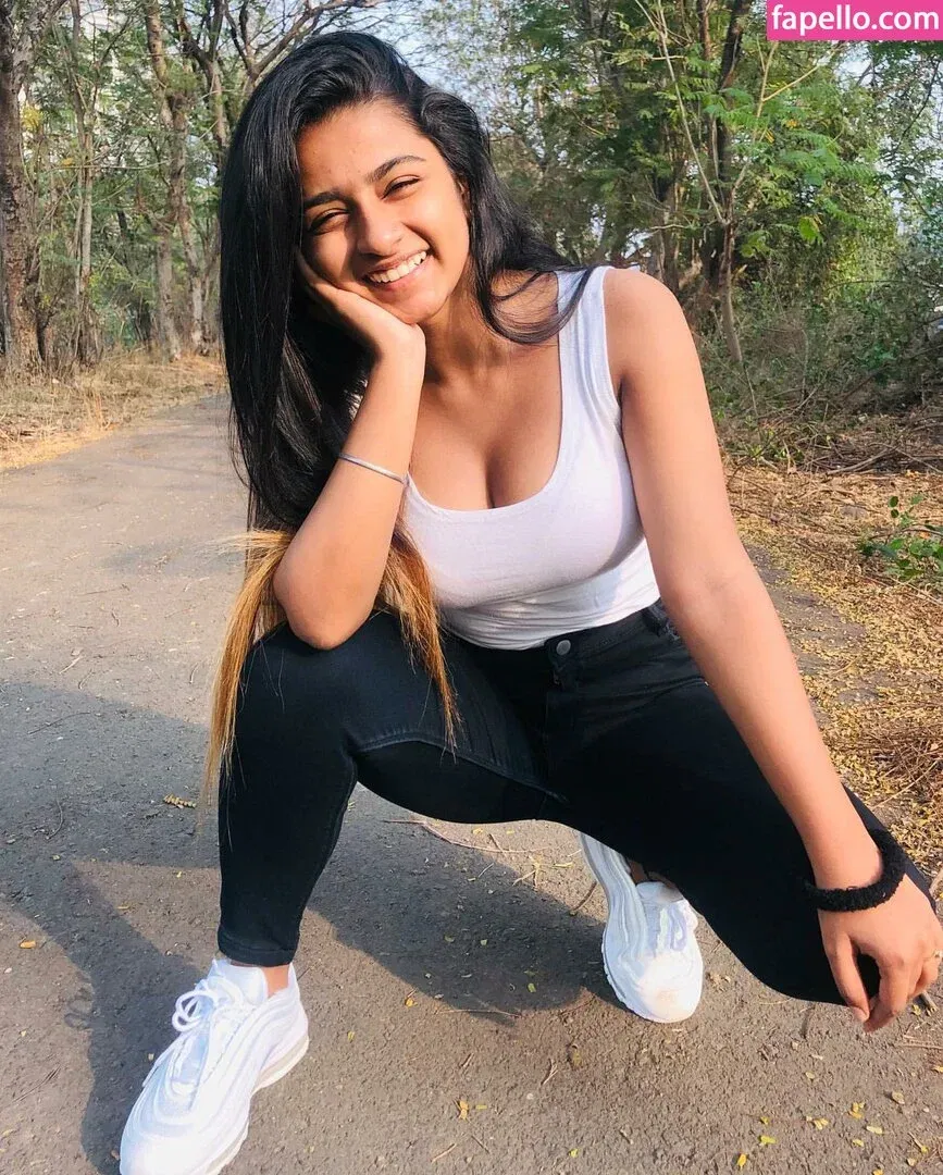 h_seha Onlyfans Photo Gallery 