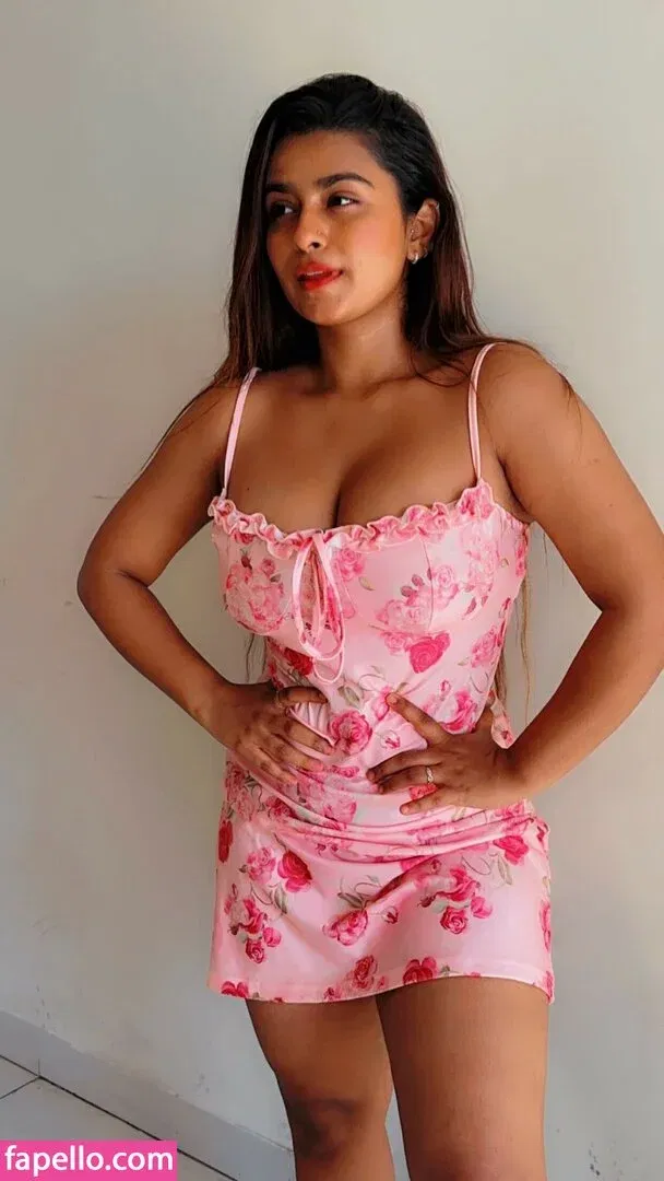 h_seha Onlyfans Photo Gallery 