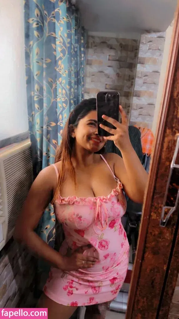 h_seha Onlyfans Photo Gallery 