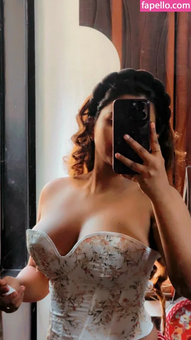 h_seha Onlyfans Photo Gallery 