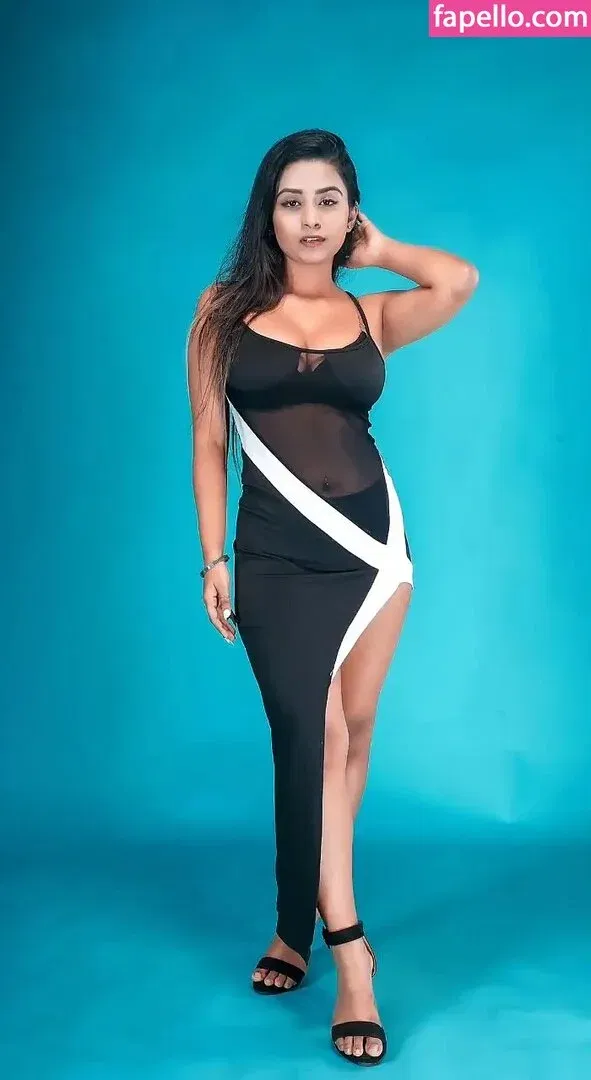 h_seha Onlyfans Photo Gallery 