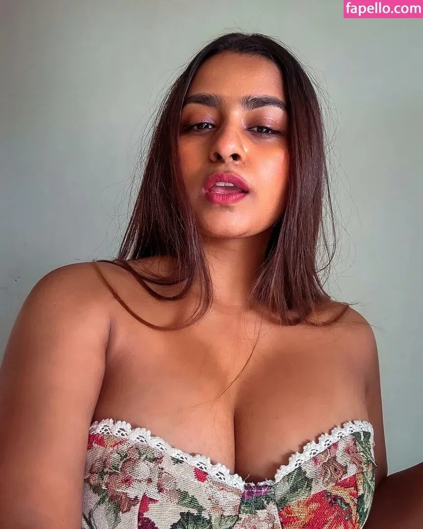 h_seha Onlyfans Photo Gallery 