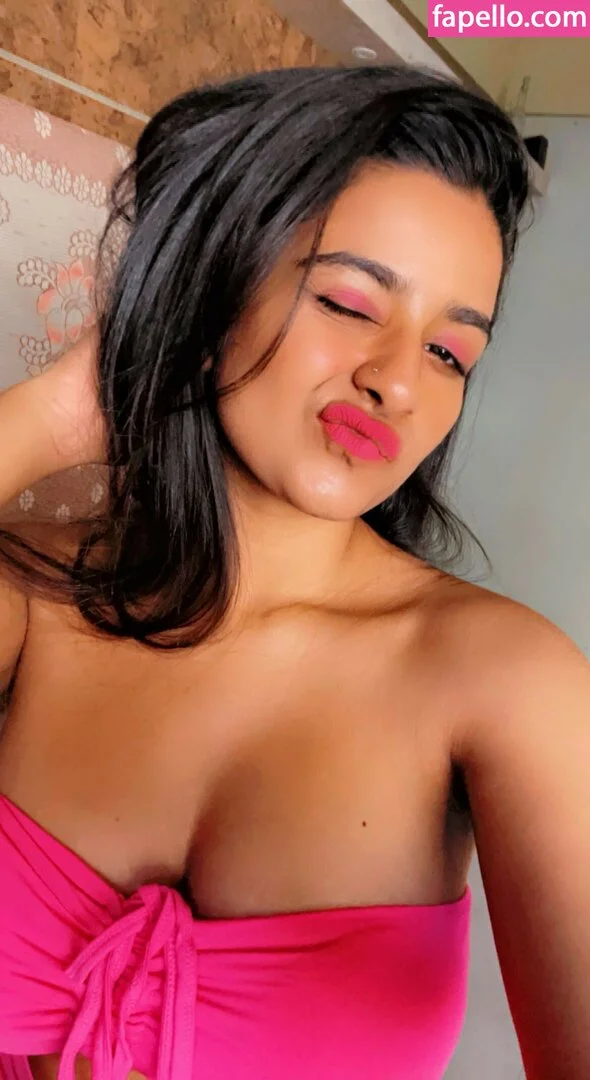 h_seha Onlyfans Photo Gallery 