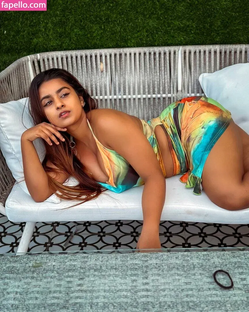 h_seha Onlyfans Photo Gallery 