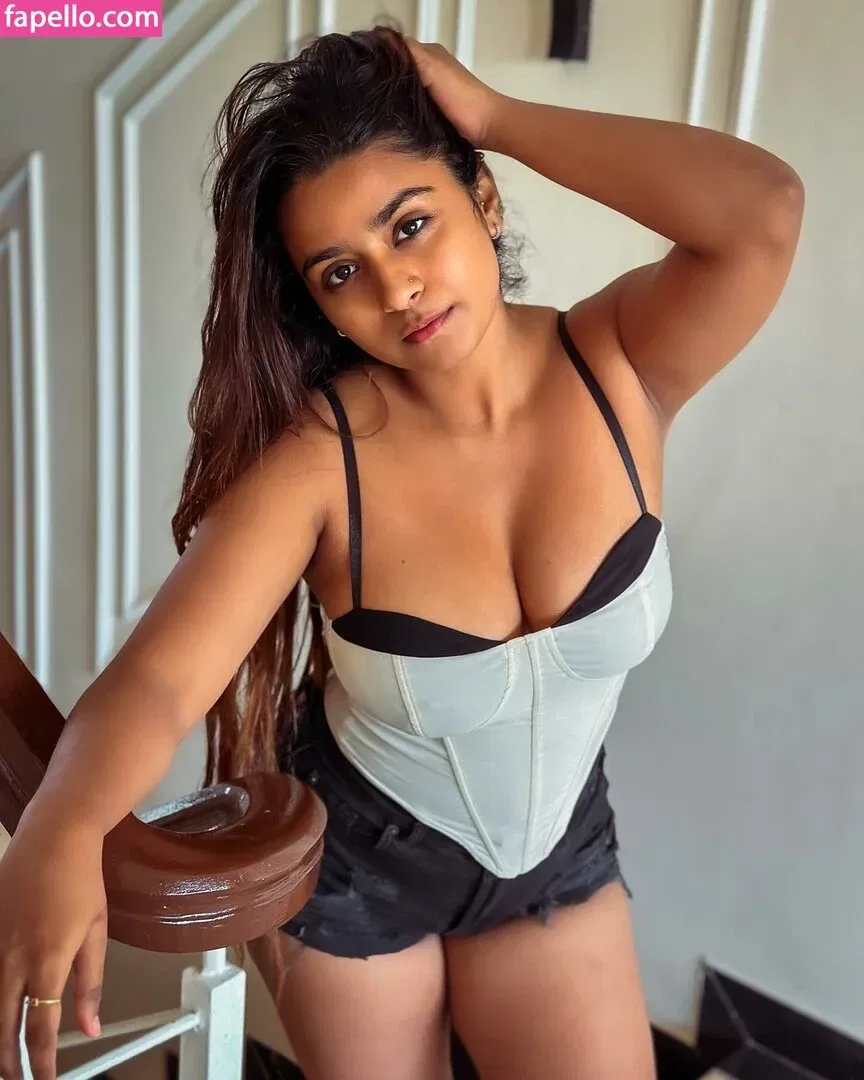 h_seha Onlyfans Photo Gallery 