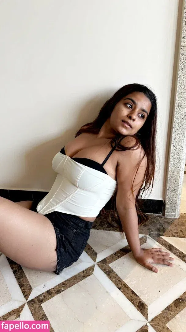 h_seha Onlyfans Photo Gallery 