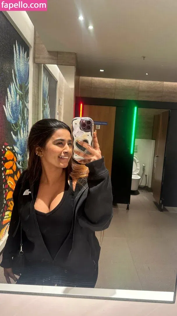 h_seha Onlyfans Photo Gallery 