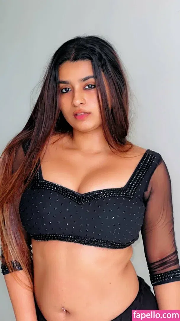 h_seha Onlyfans Photo Gallery 