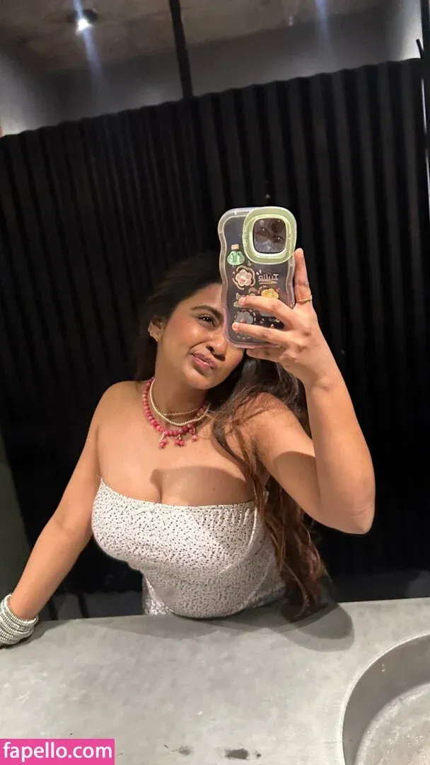 h_seha Onlyfans Photo Gallery 