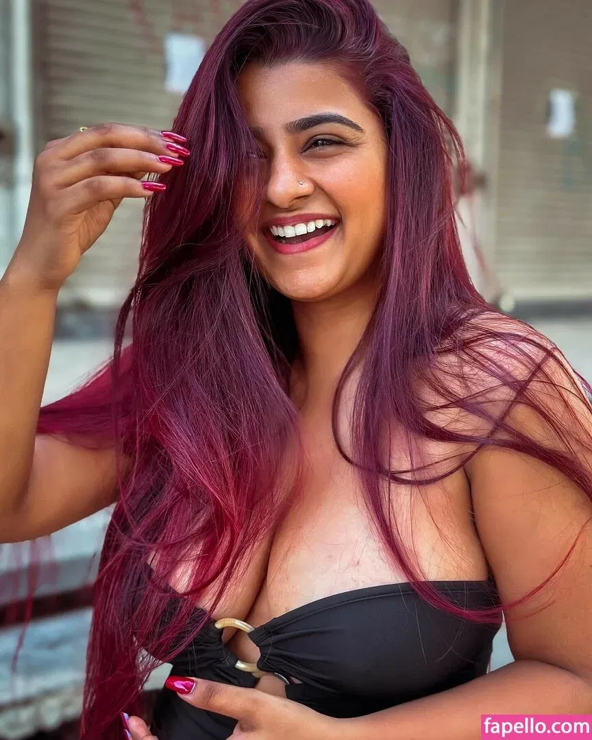 h_seha Onlyfans Photo Gallery 