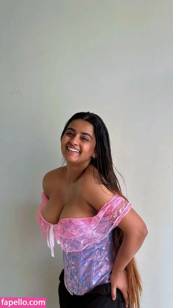 h_seha Onlyfans Photo Gallery 