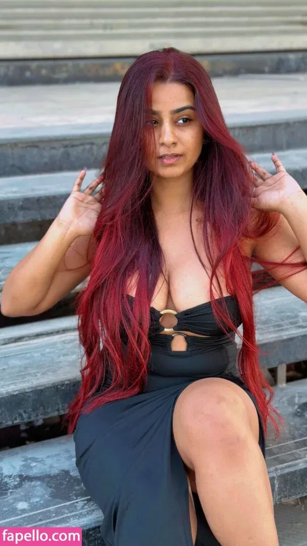 h_seha Onlyfans Photo Gallery 