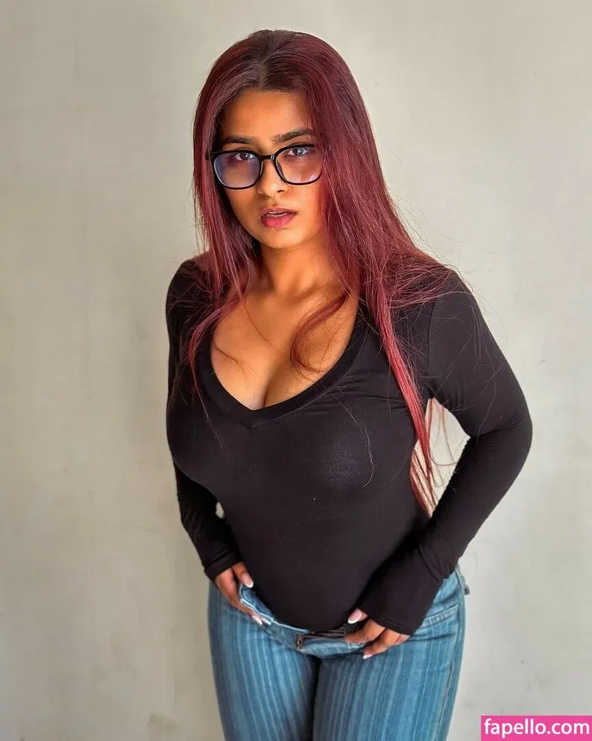 h_seha Onlyfans Photo Gallery 