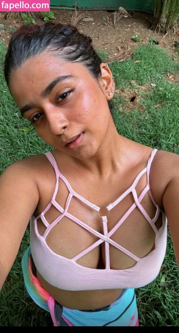 h_seha Onlyfans Photo Gallery 