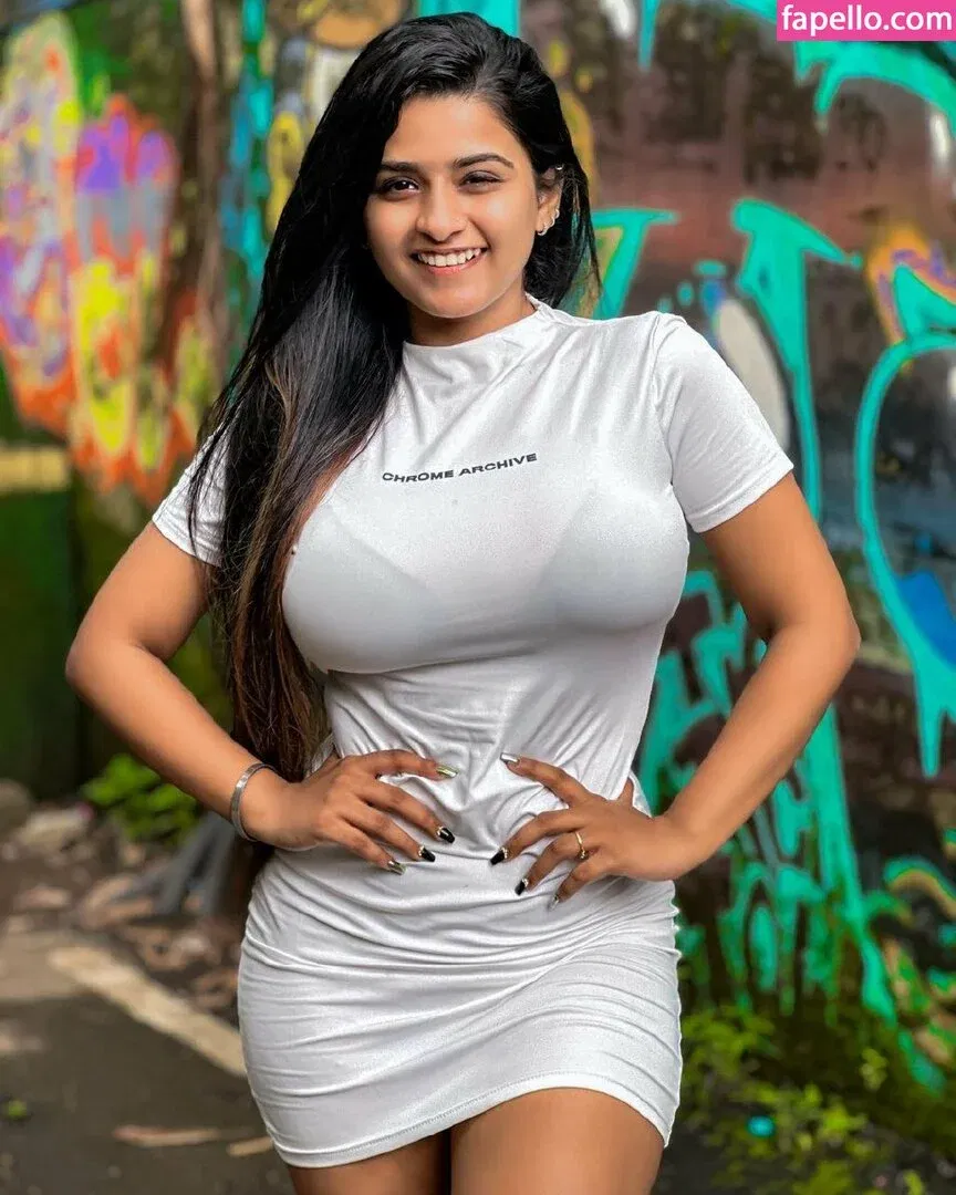 h_seha Onlyfans Photo Gallery 