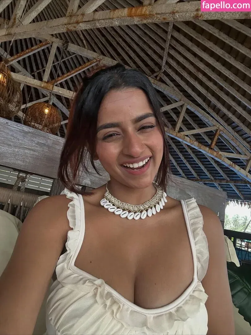 h_seha Onlyfans Photo Gallery 