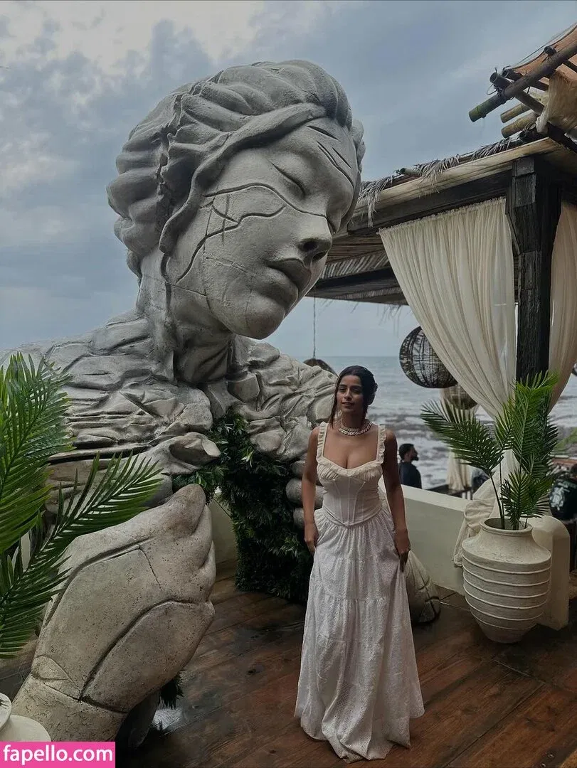 h_seha Onlyfans Photo Gallery 