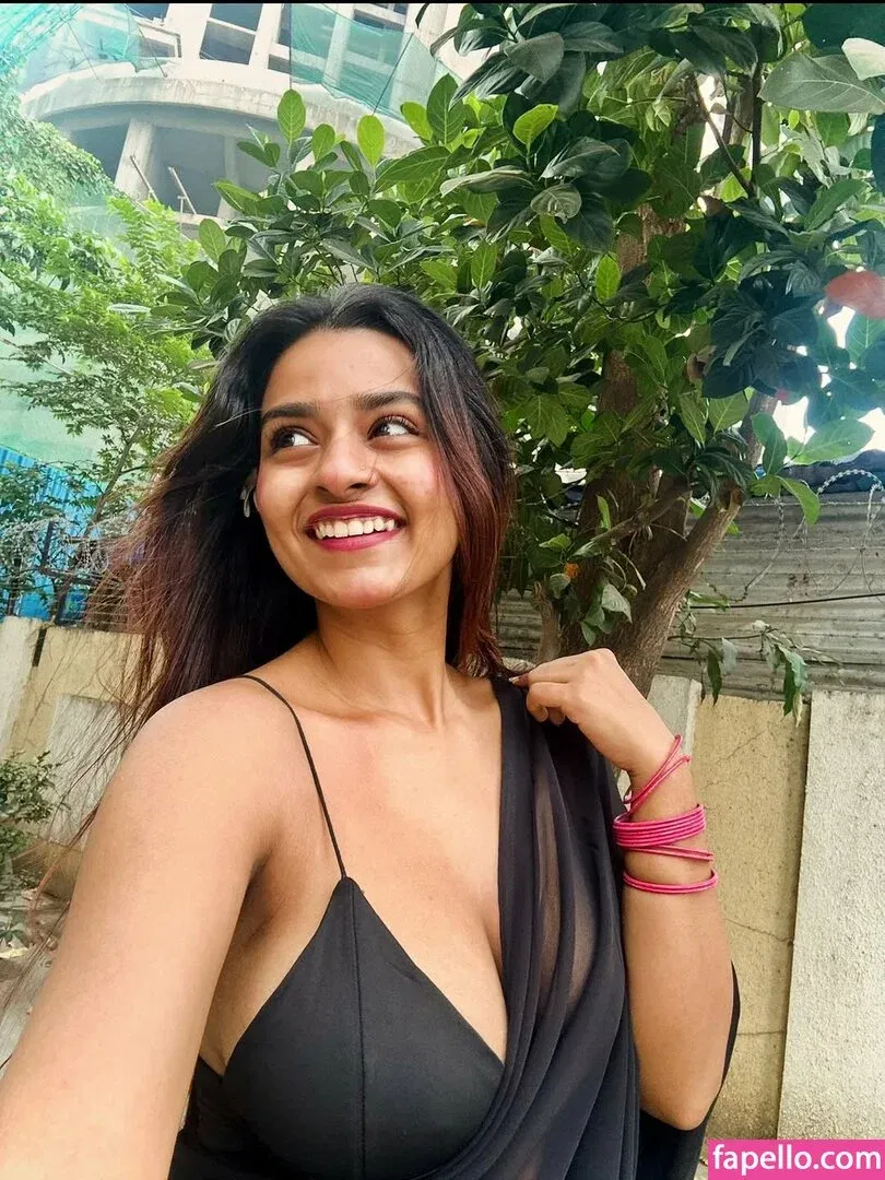 h_seha Onlyfans Photo Gallery 