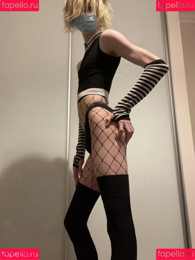 AIushy Onlyfans Photo Gallery 