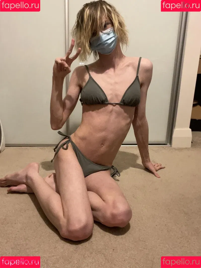 AIushy Onlyfans Photo Gallery 