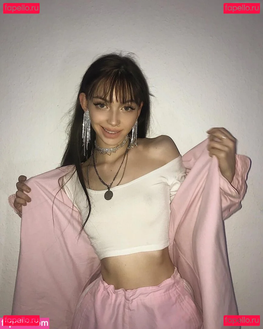 Viktoria Krause Onlyfans Photo Gallery 