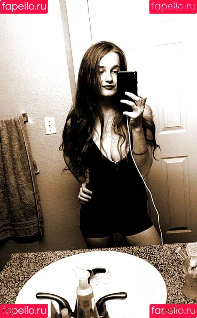 Arabella Onlyfans Photo Gallery 