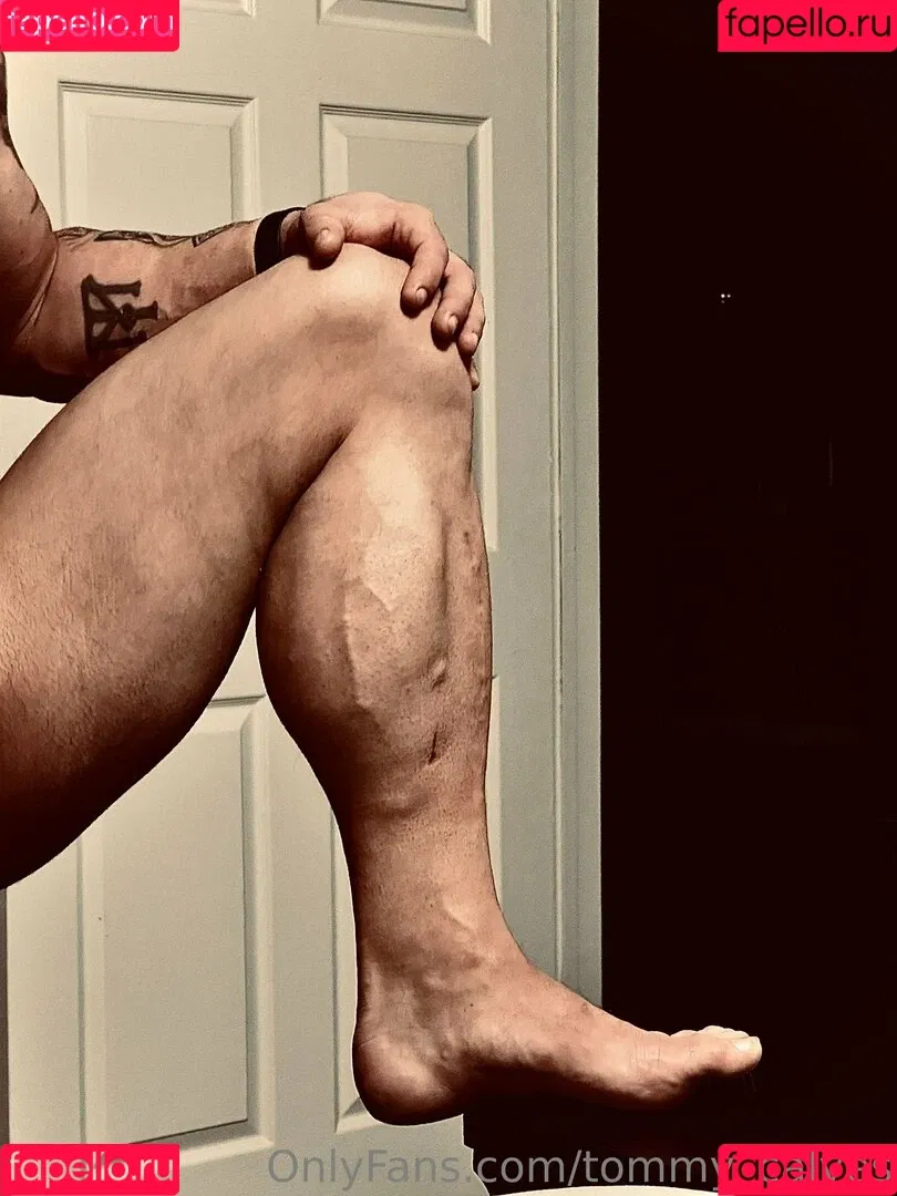tommy_calves Onlyfans Photo Gallery 