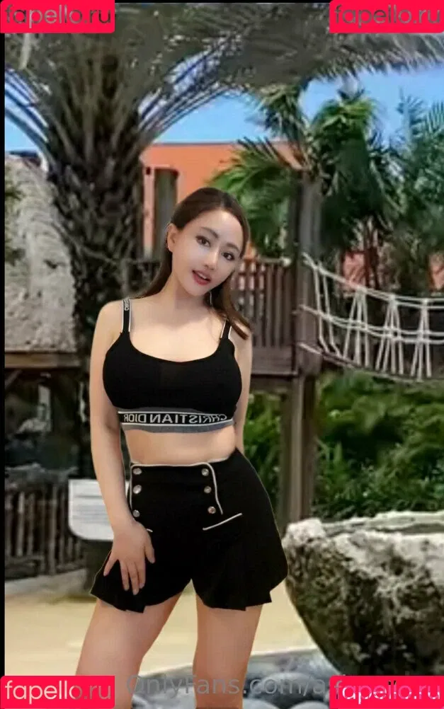 asiansora Onlyfans Photo Gallery 