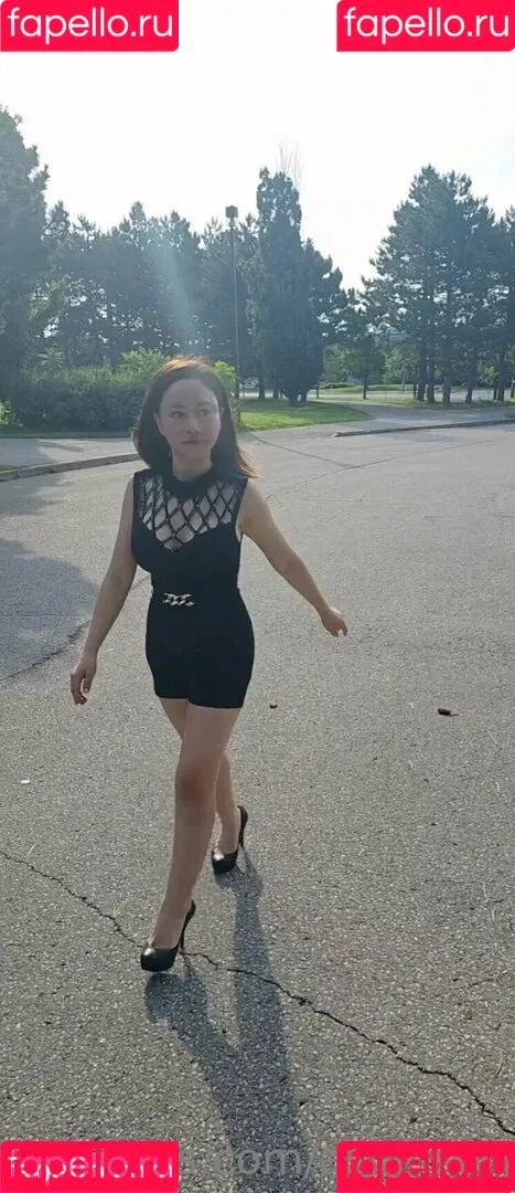 asiansora Onlyfans Photo Gallery 