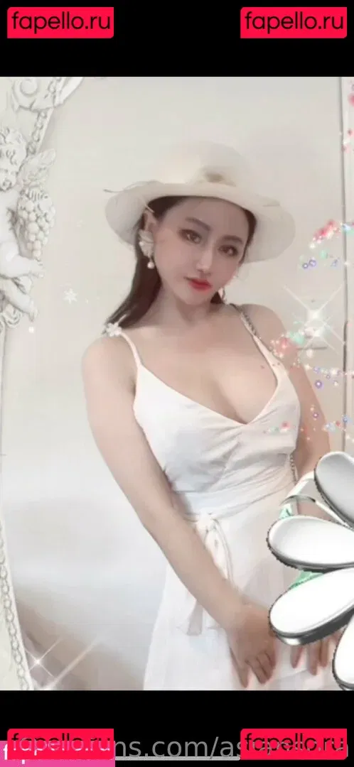 asiansora Onlyfans Photo Gallery 