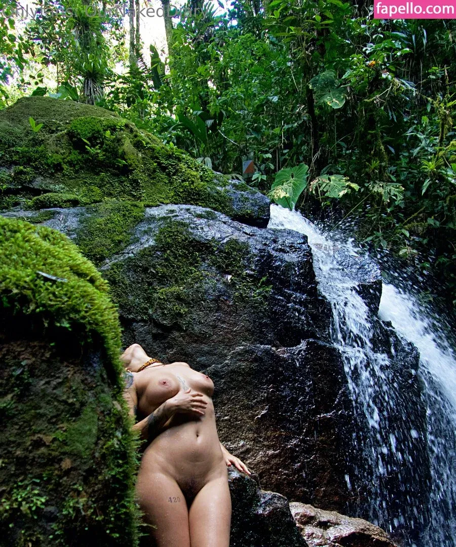 OurNakedDiary Onlyfans Photo Gallery 