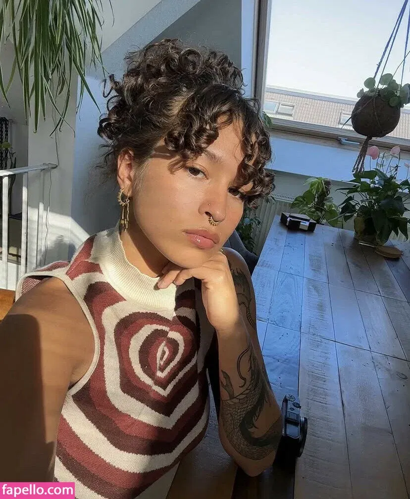 OurNakedDiary Onlyfans Photo Gallery 