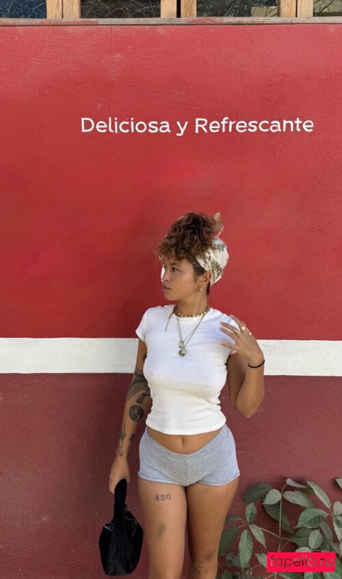 OurNakedDiary Nude Onlyfans Photo 33