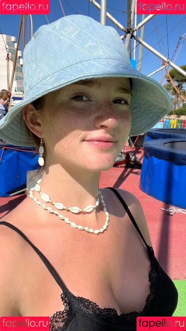 Julia Schulze Onlyfans Photo Gallery 