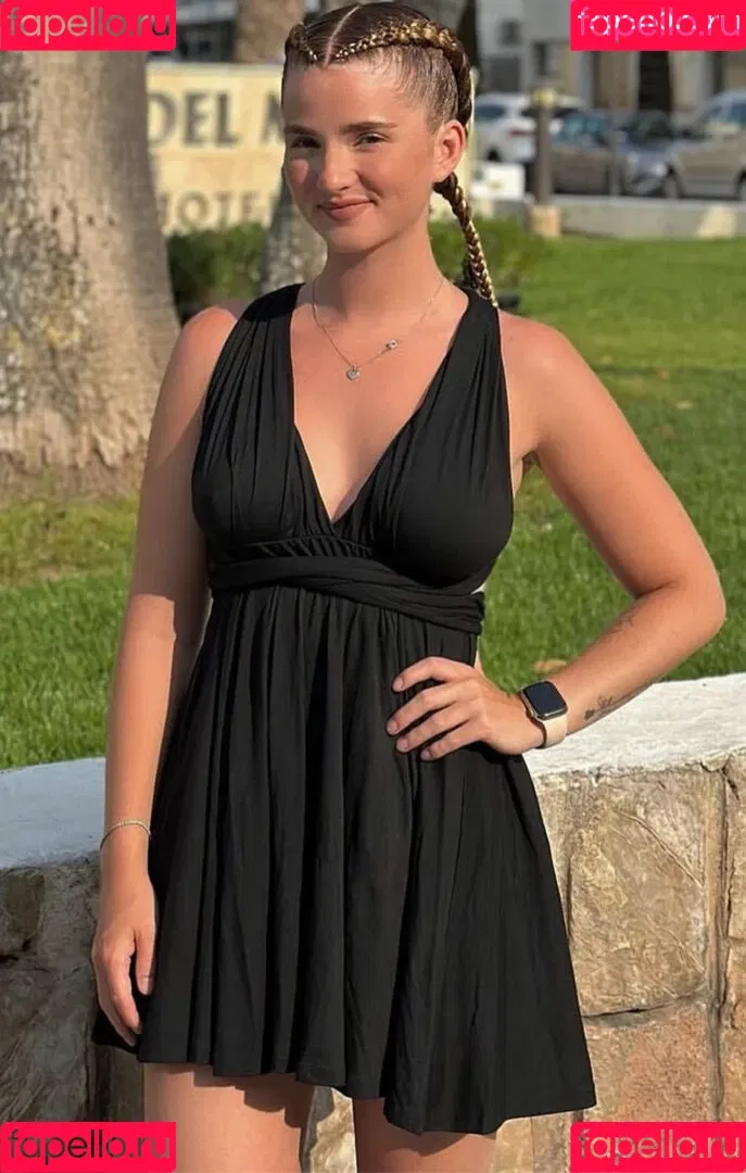 Julia Schulze Onlyfans Photo Gallery 