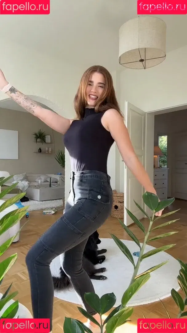 Julia Schulze Onlyfans Photo Gallery 