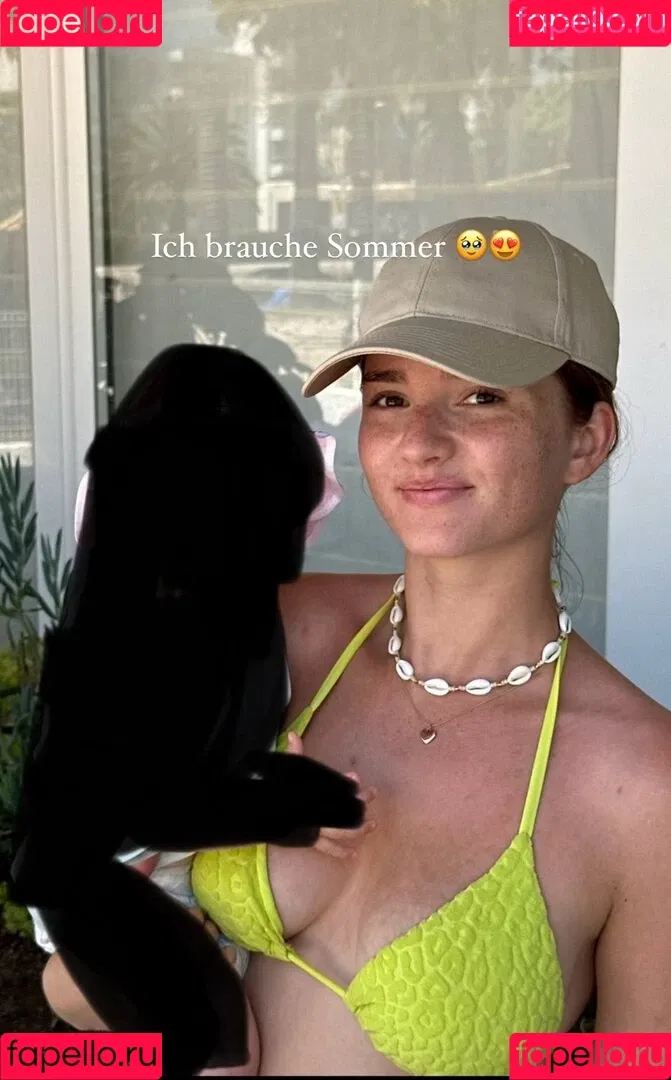 Julia Schulze Onlyfans Photo Gallery 