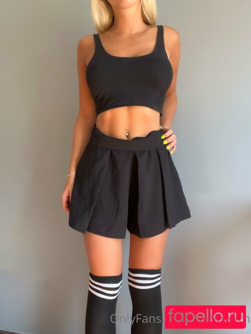 katypeach Onlyfans Photo Gallery 