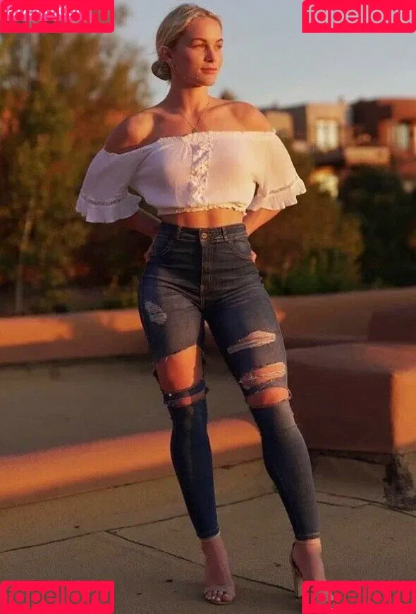 Morgan Moroney Onlyfans Photo Gallery 