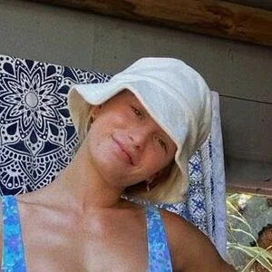 Morgan Moroney Onlyfans Photo Gallery 